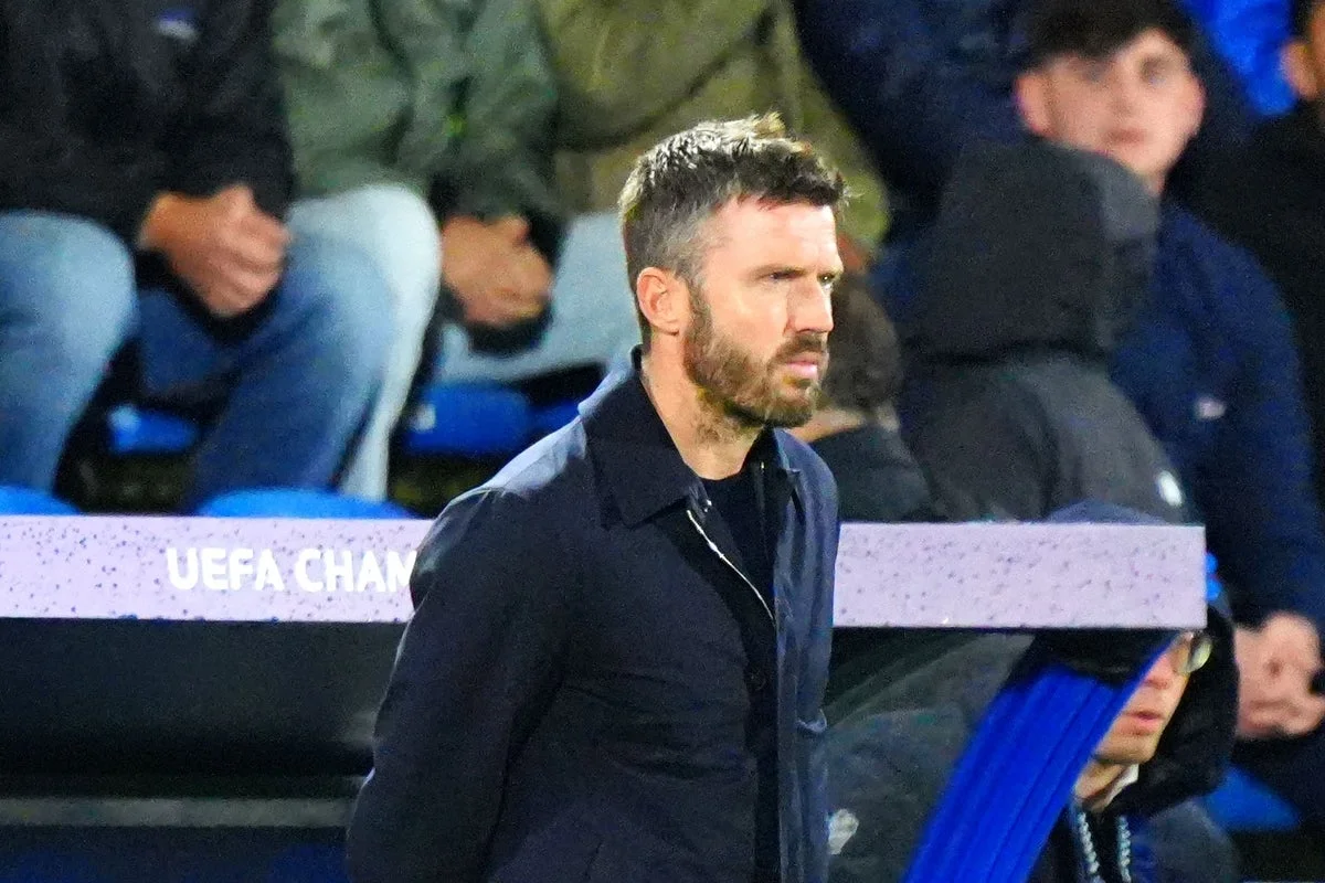 Michael Carrick says Man Utd is not an unmanageable club