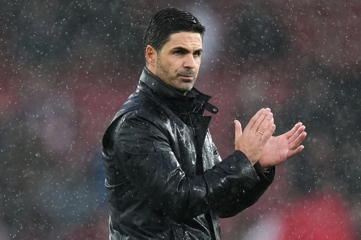 Mikel Arteta collating evidence on rival managers after latest touchline booking