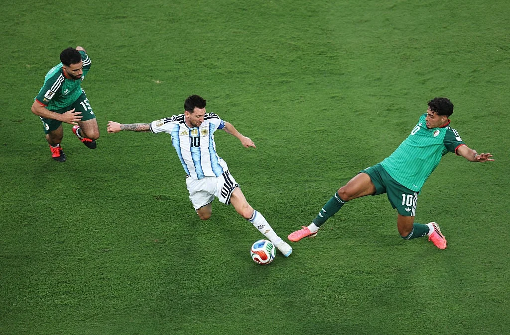 When researchers examined where Argentine great Lionel Messi looks, they found that his eyes are often off the ball